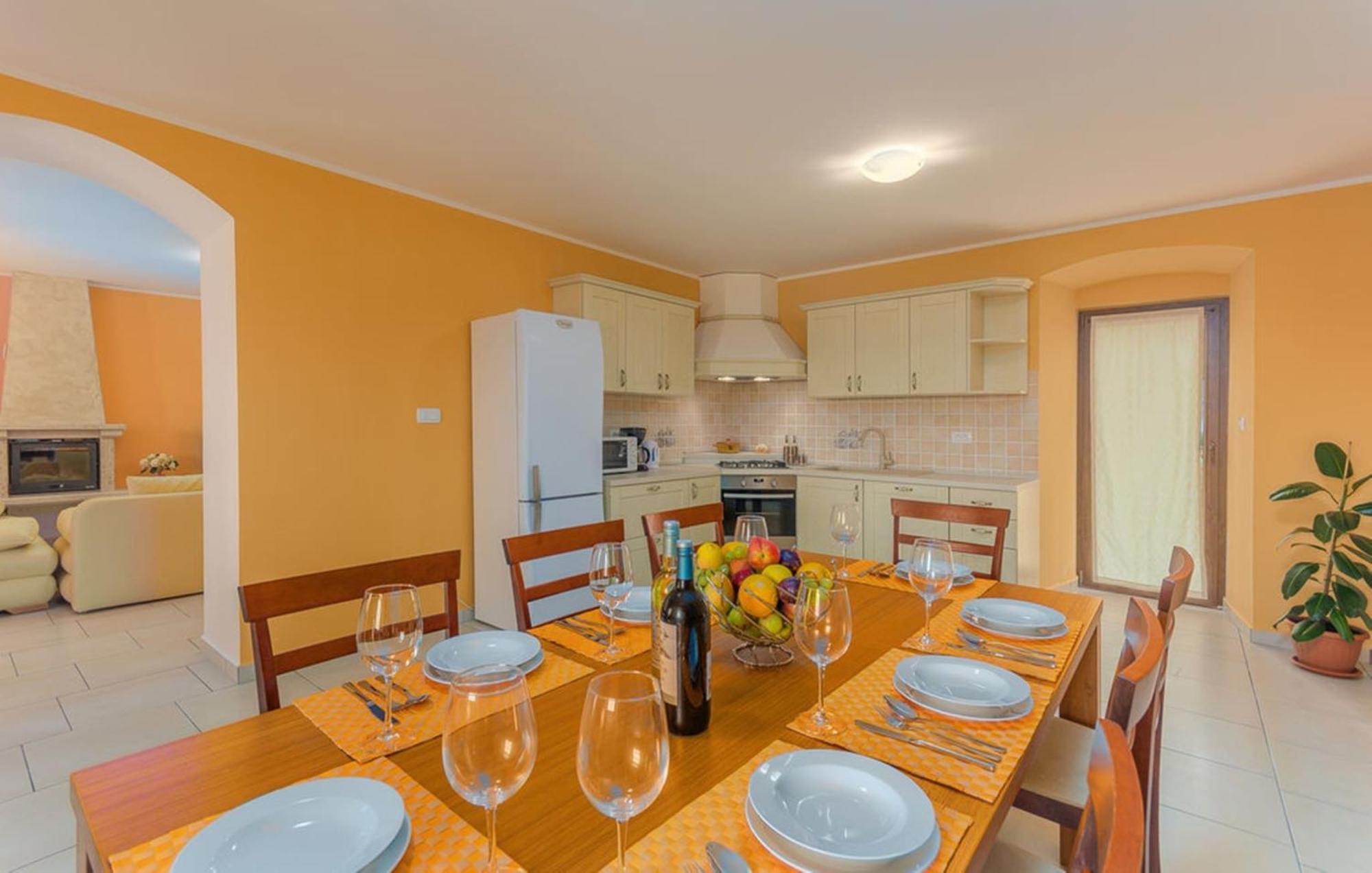 Villa Santa Lucia - Istrian Oasis Koromačno المظهر الخارجي الصورة